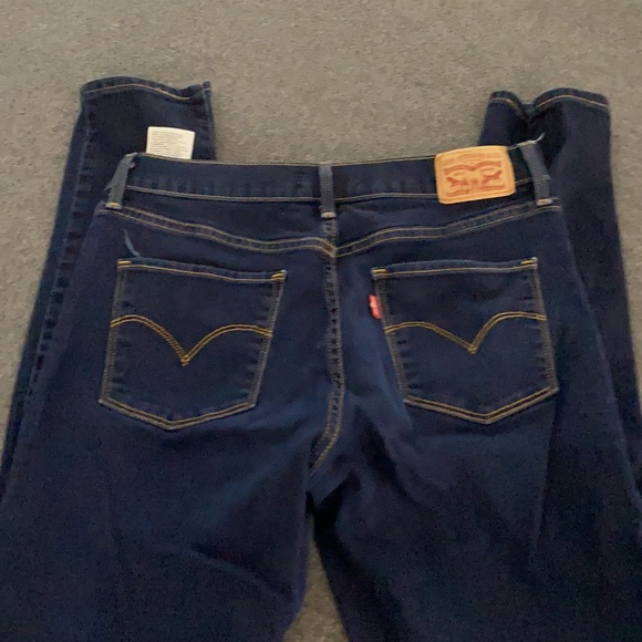 Levi’s - Picture 5 of 6